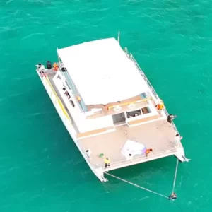 Private Yacht Party 4 Hours {Capacity 15 Person} - 2 Bedroom 2 Restroom Private Yacht 4 Hour + BBQ Chicken 20 Sticks + BBQ Vegetable 20 Sticks + Fruit + Water & Ice + Coca-Cola